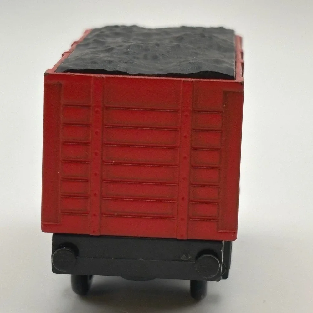 Thomas Trackmaster Red Cargo Train Wagon Tender 2011 Mattel Gullane Fisher Price